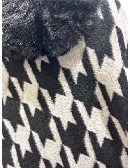 Poncho pata gallo cuello pelo