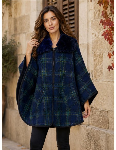 Poncho cuadros azul verde cuello pelo