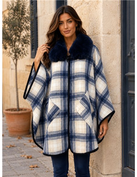 Poncho cuadros azul crema cuello pelo
