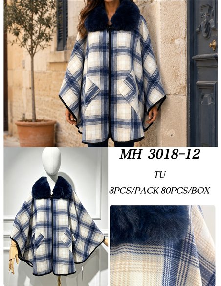 Poncho cuadros azul crema cuello pelo