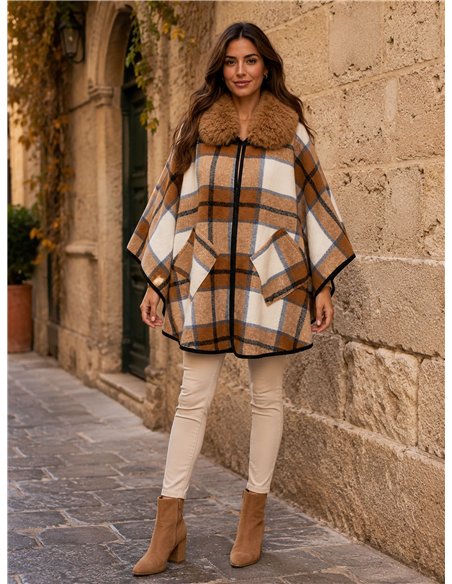 Poncho cuadros camel cuello pelo