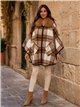 Poncho cuadros camel cuello pelo