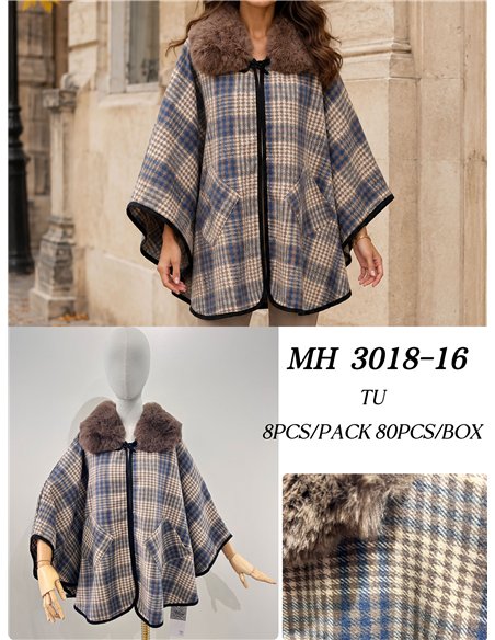 Poncho cuadros beige azul cuello pelo