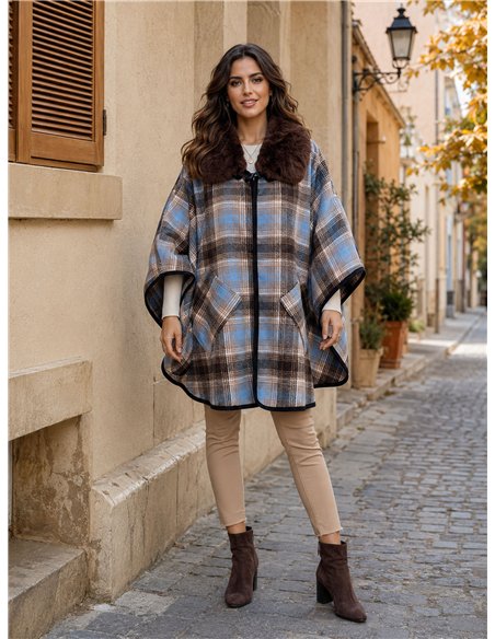 Poncho cuadros azul marrón cuello pelo