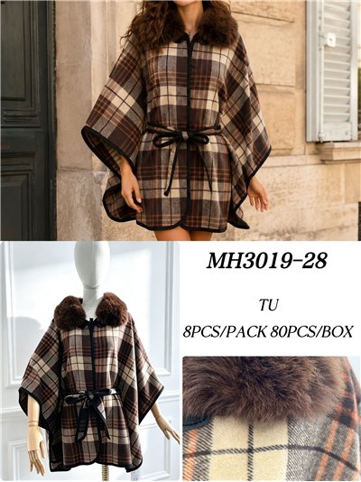 Poncho cuadros chocolate cinturón 2