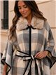Poncho cuadros gris crema cinturón