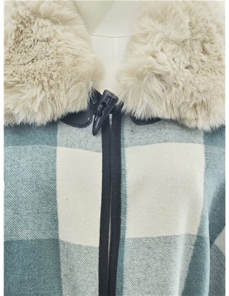 Poncho cuadros teal cinturón