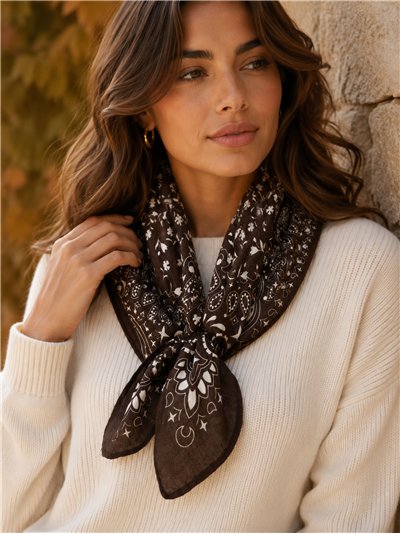 Écharpe carrée marron à motifs cachemire