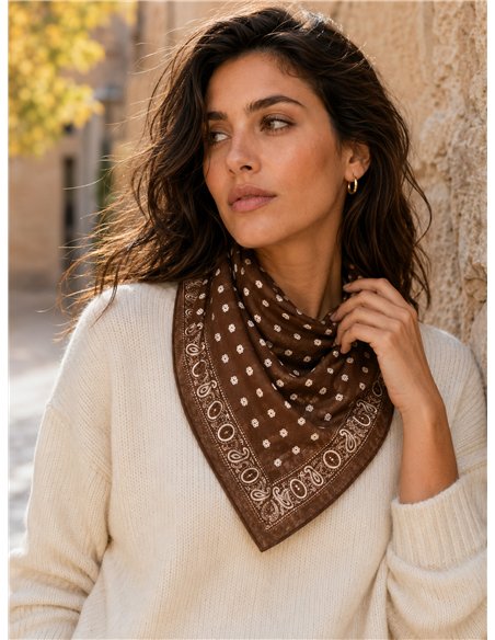 Pañuelo cuadrado mini paisley