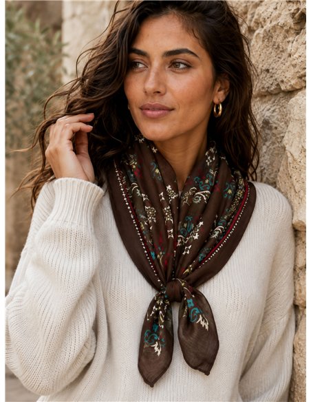 Pañuelo cuadrado folk floral