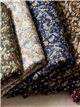 Lenço com estampa metálica de folhas de outono