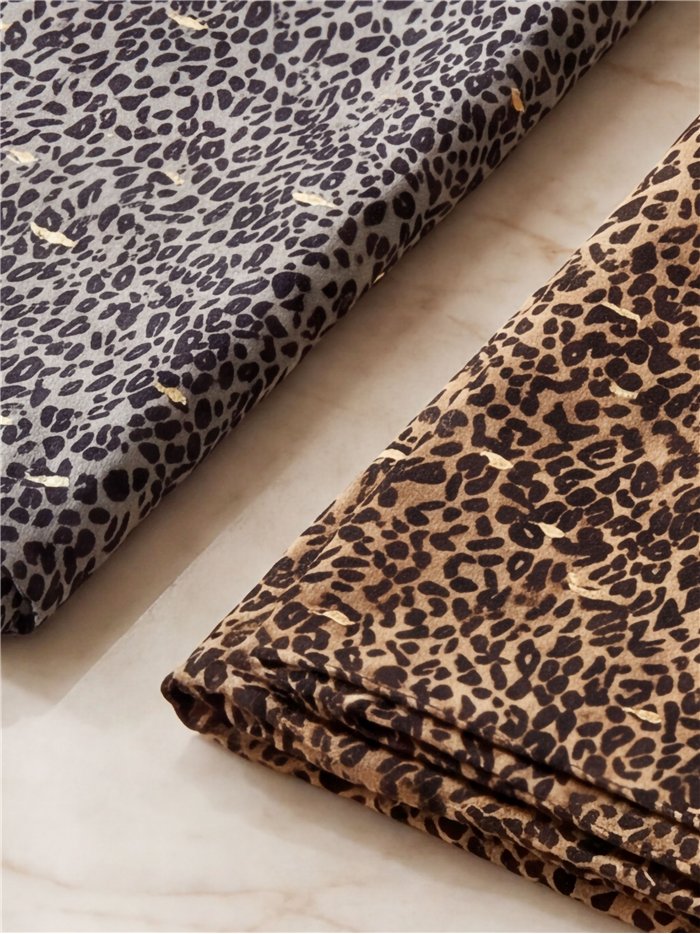 Lenço mini metálico com estampa de leopardo