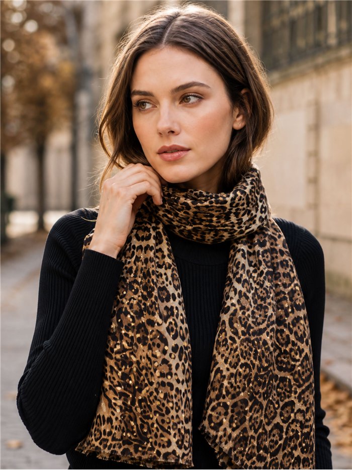 Lenço metálico com estampa de leopardo
