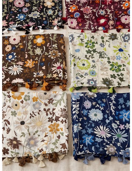 Fular floral con borlas