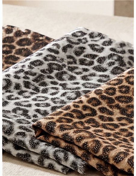 Fular animal print con brillo