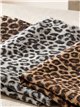 Fular animal print con brillo