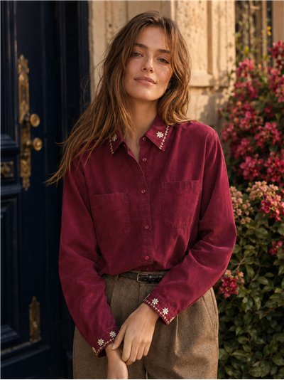 Camicia in velluto con ricami floreali