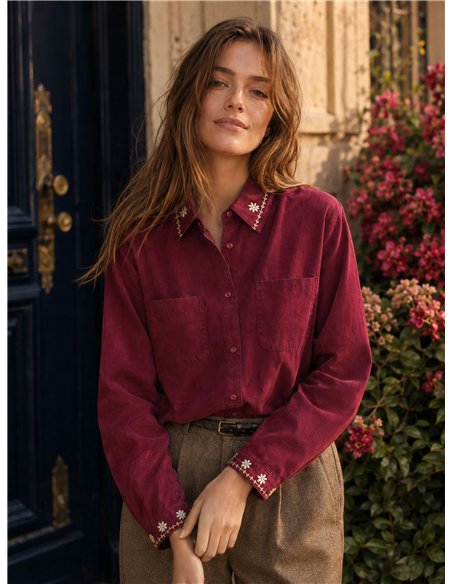Camicia in velluto con ricami floreali