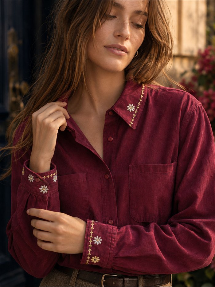 Camicia in velluto con ricami floreali