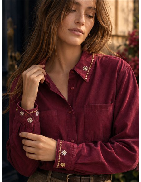 Camicia in velluto con ricami floreali