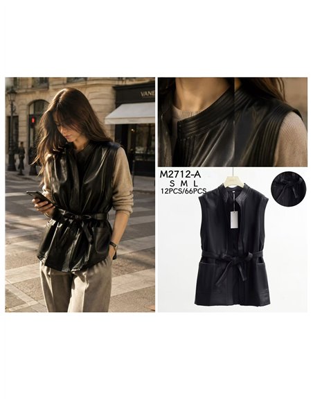 Gilet en similicuir avec ceinture et poches