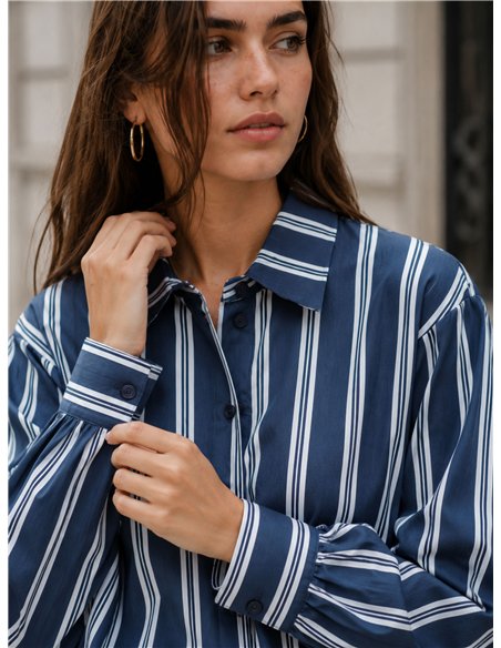 Camisa de rayas bajo fruncido
