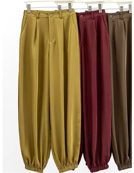 Ballonhose mit Seideneffekt