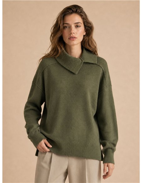 Jersey amplio cuello asimétrico