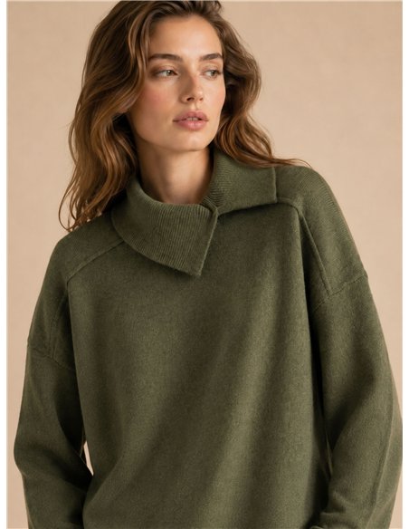 Jersey amplio cuello asimétrico