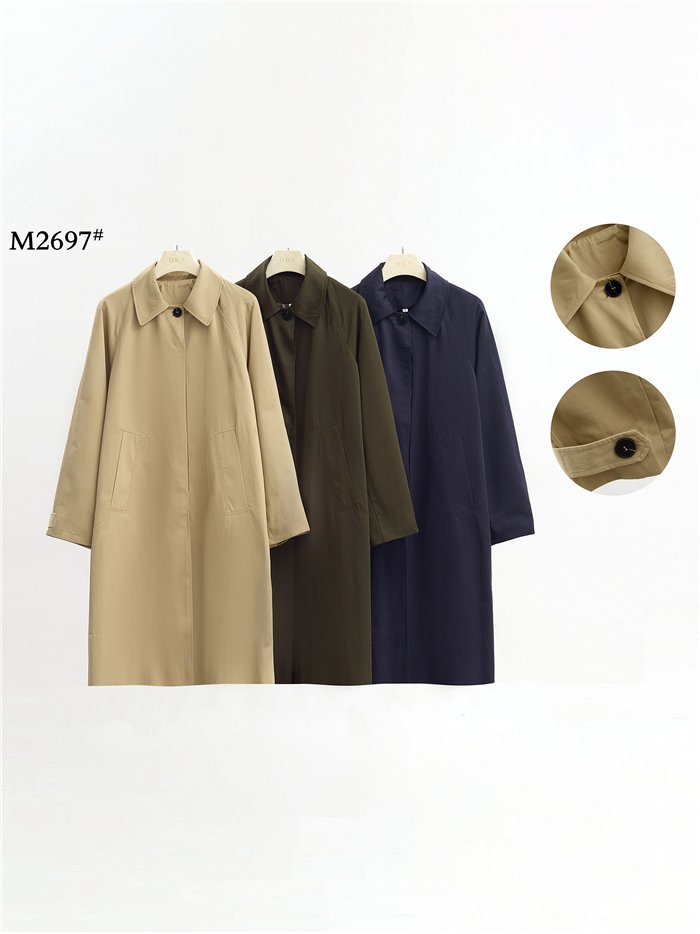 Trench lungo minimalista