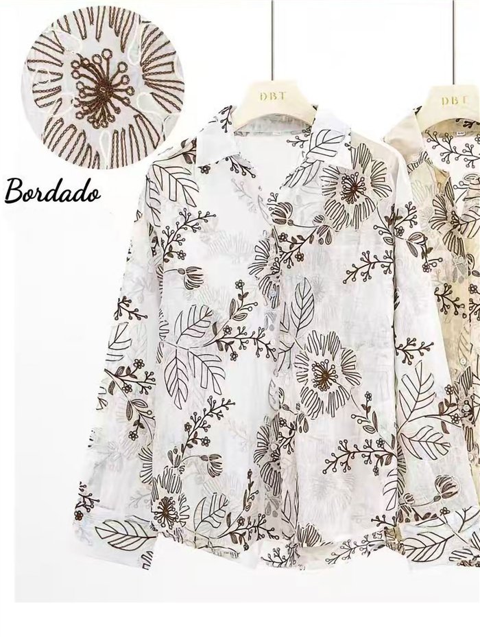 Camisa bordada com flores