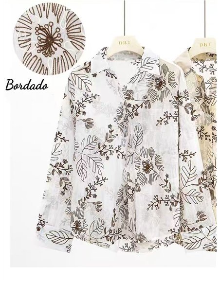 Camisa bordada com flores