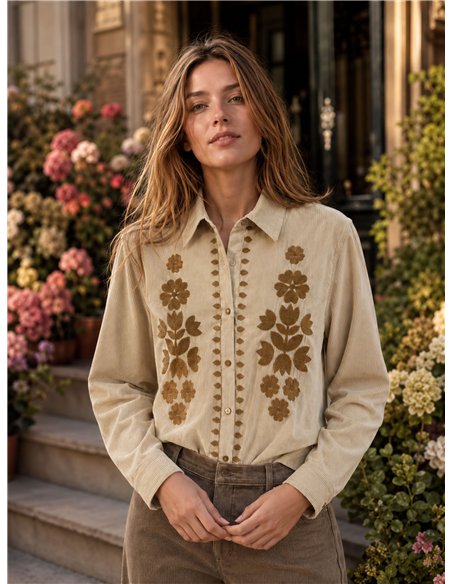 Camisa terciopelo flores bordadas