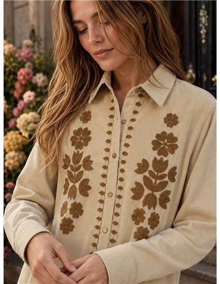 Camisa terciopelo flores bordadas