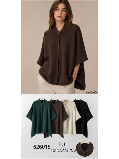 Poncho de punto botón 2