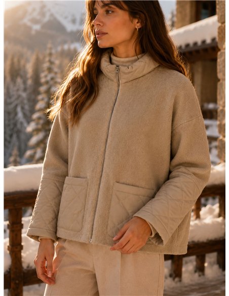 Chaqueta de punto detalles acolchados