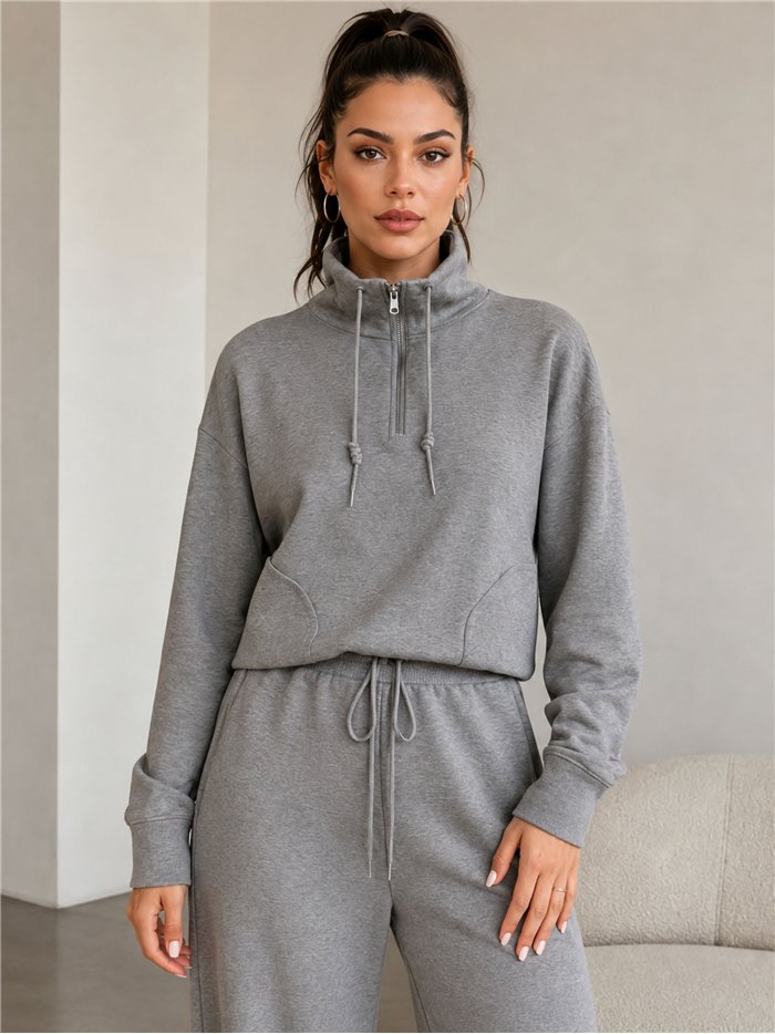 Conjunto sudadera de punto cuello alto y pantalón wide leg