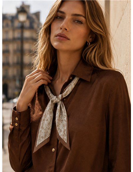 Camisa efecto seda pañuelo