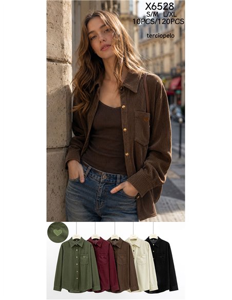 Camisa terciopelo corazón bordado