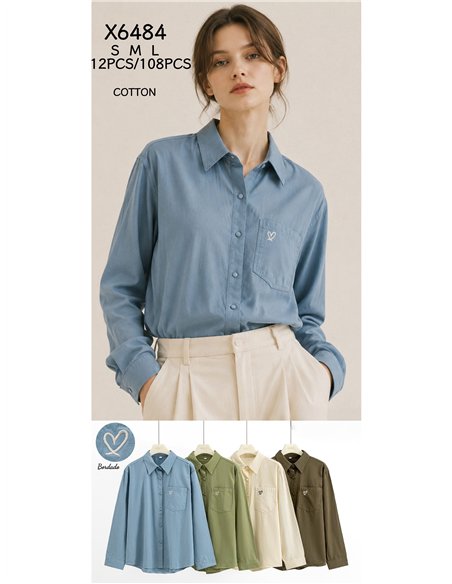 Camisa algodón bolsillo bordado de corazón