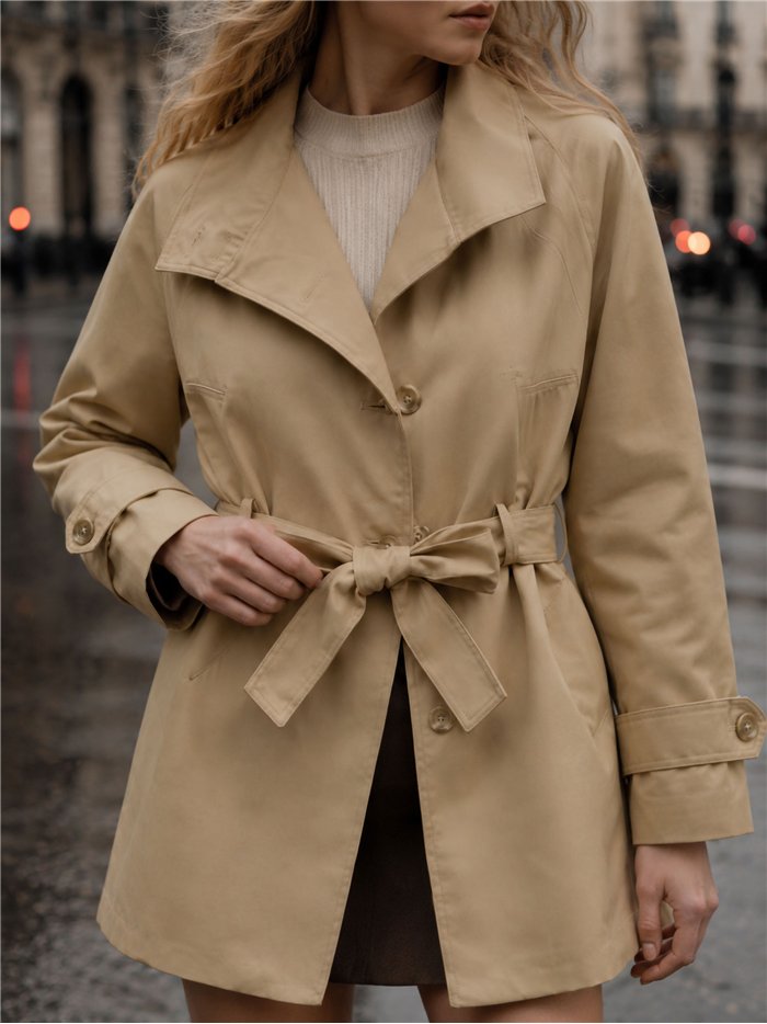 Gabardina corta cinturón