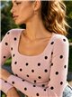 pull à pois à encolure carrée
