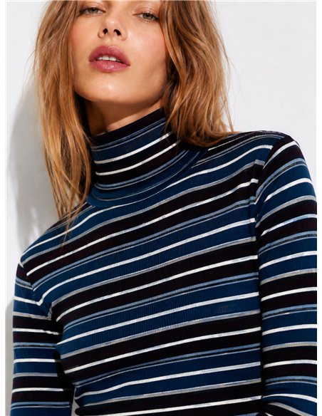 Jersey rayas cuello alto