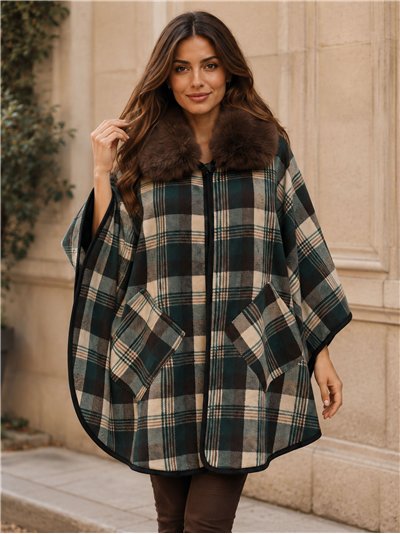 Poncho a quadri verdi con collo di pelliccia