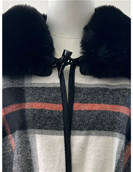Poncho a quadri bicolore con cintura