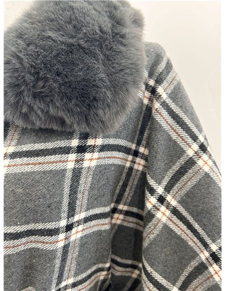 Poncho a quadri grigi con cintura