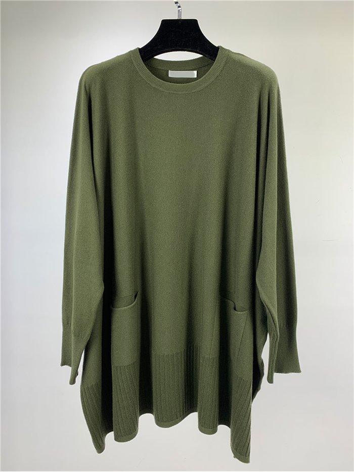 Maxi sweater with pockets