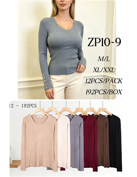 Gerippter Pullover mit Schmuckknöpfen