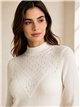 Pull à col montant avec empiècement ajouré