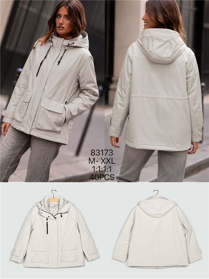 Parka con cappuccio e tasche cargo